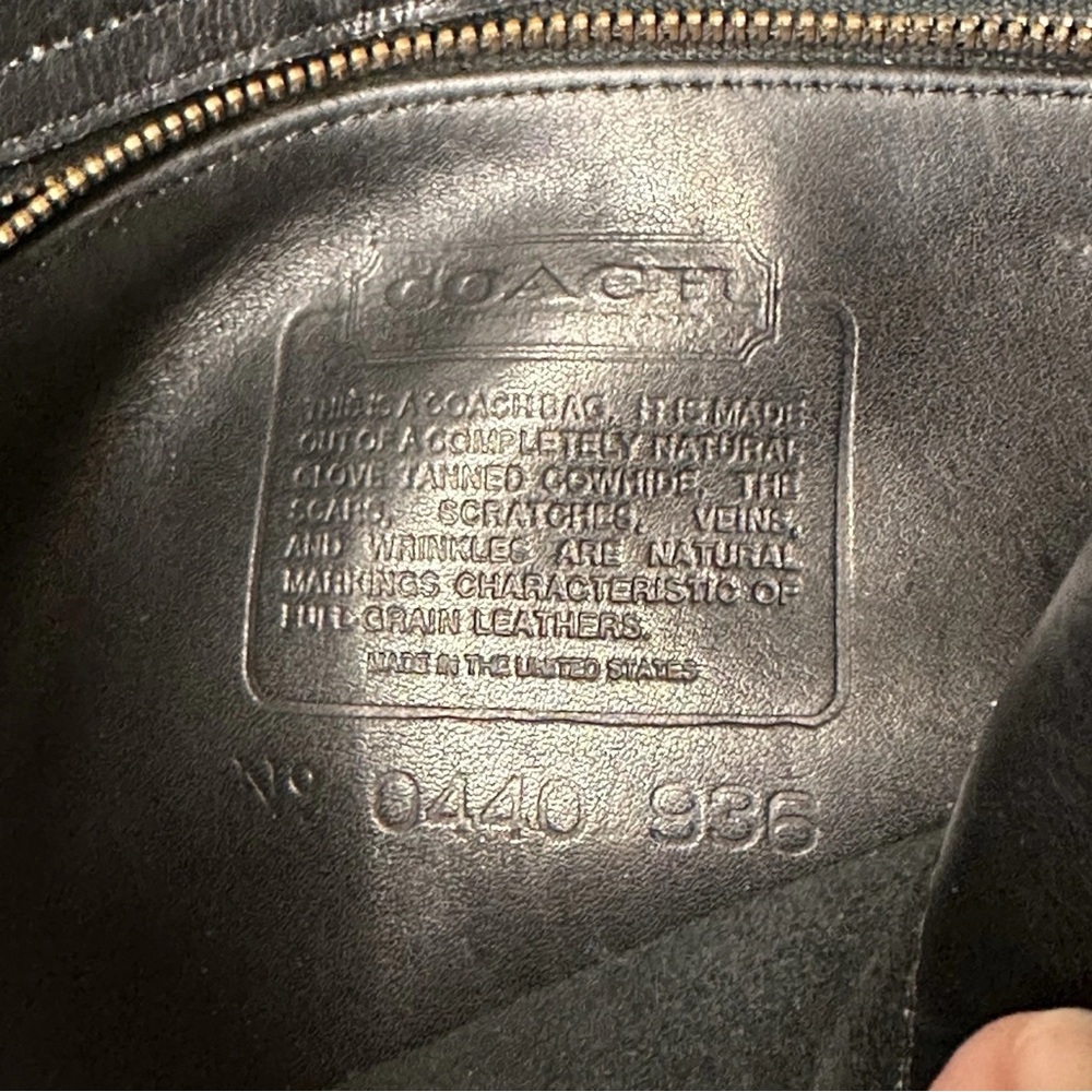 Coach Vintage Tailored Pouch #4110 Black Leather Flap Crossbody Purse 0440-936 - Picture 15 of 16